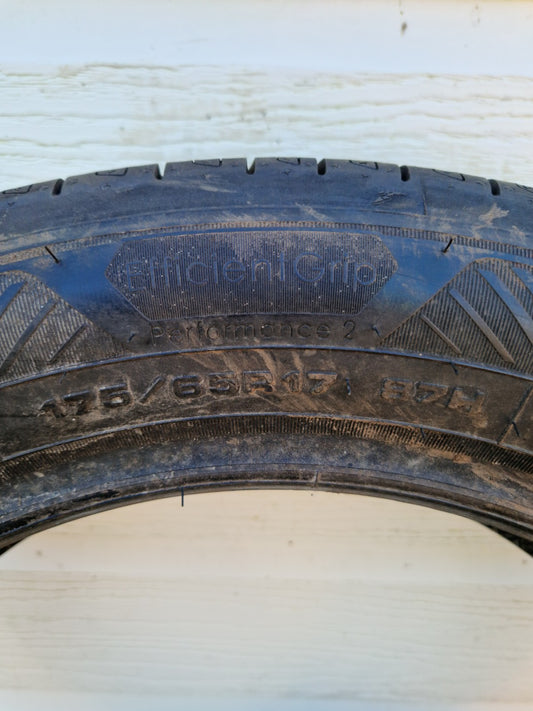 175/65/17 87H Goodyear demo banden