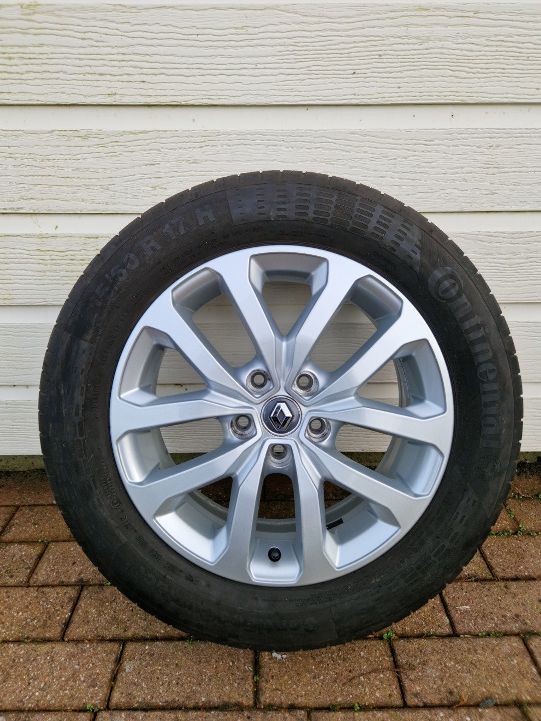 17” original Renault Kadjar rims + Continental summer tires