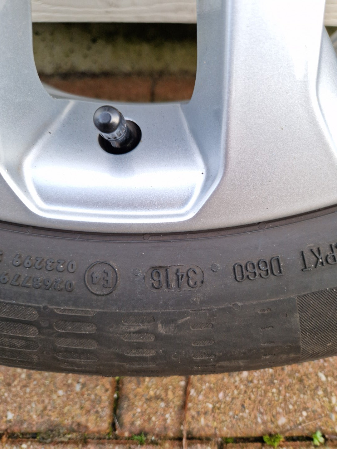 17” original Renault Kadjar rims + Continental summer tires