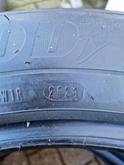 215/55/18 95T Goodyear demo banden