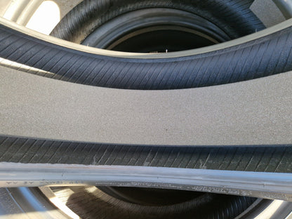215/50/19 97H Hankook demo banden