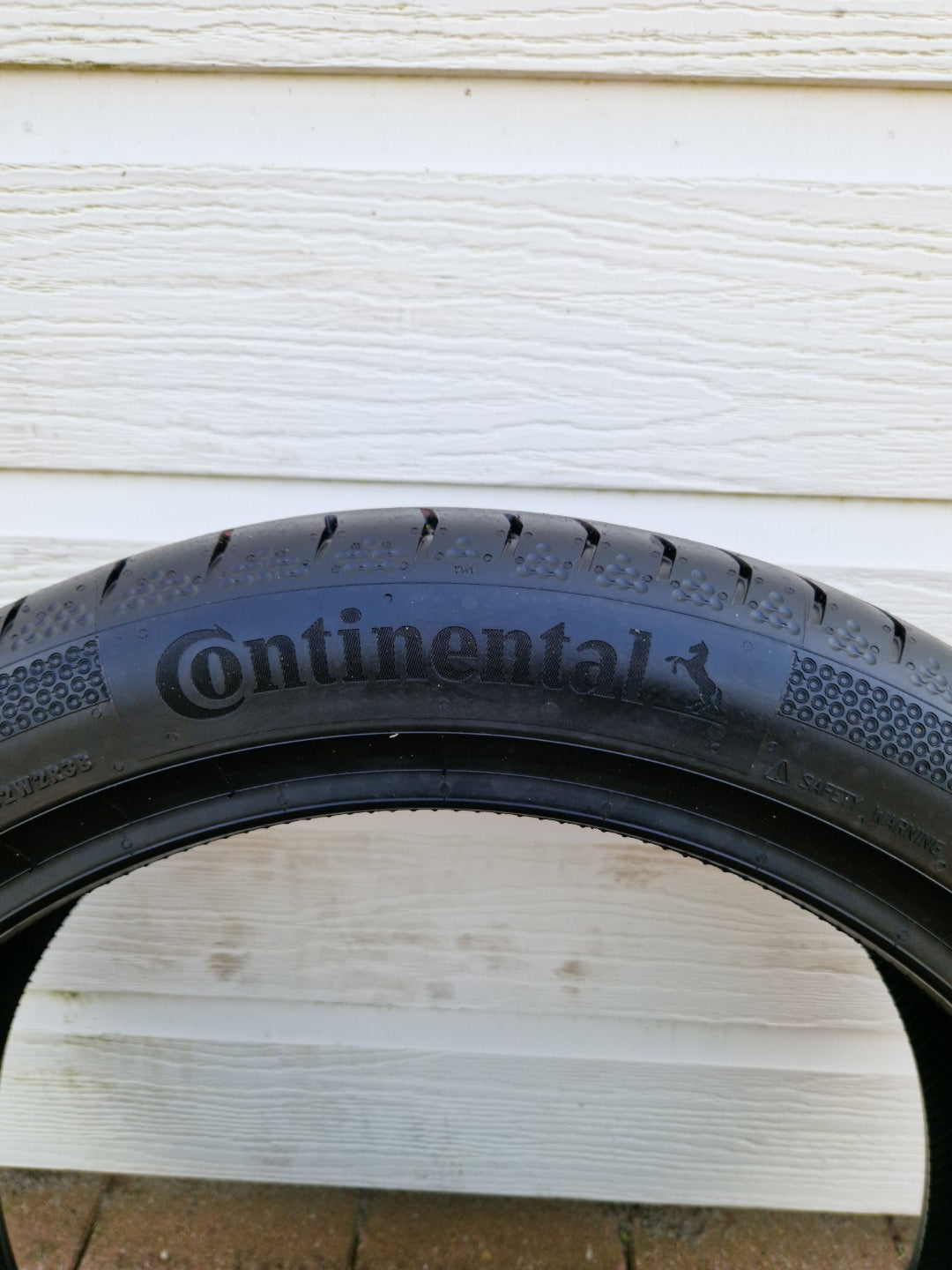 205/45/18 90H Continental summer tires 4 x