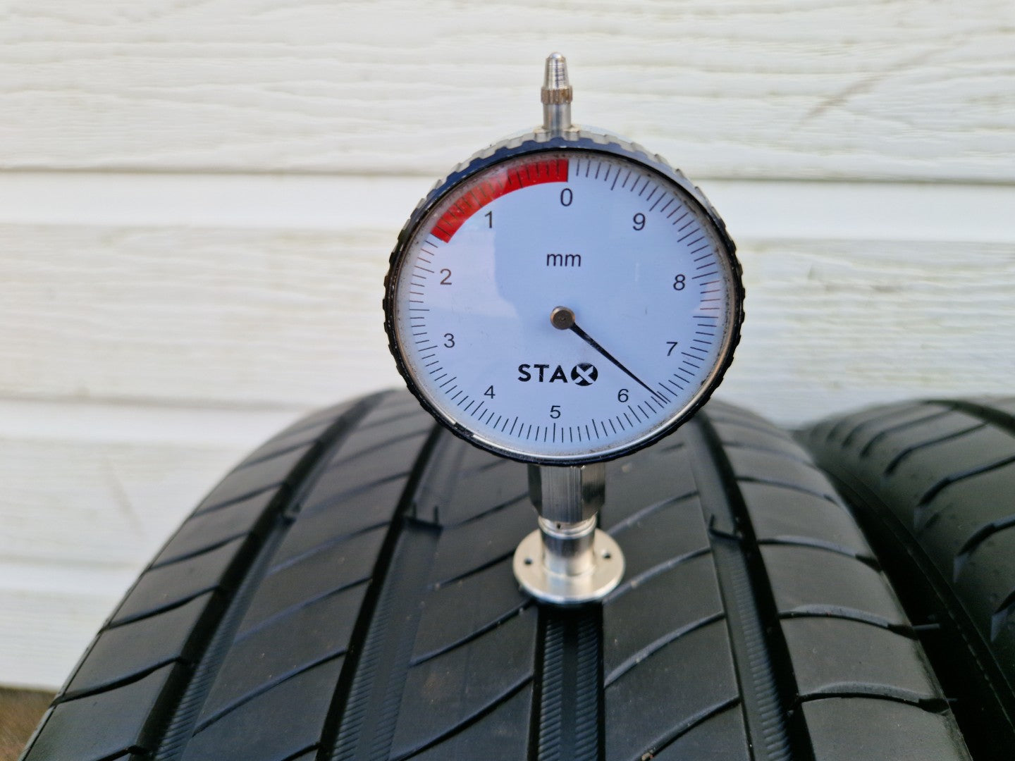 205/45/17 88H Michelin summer tires 4X