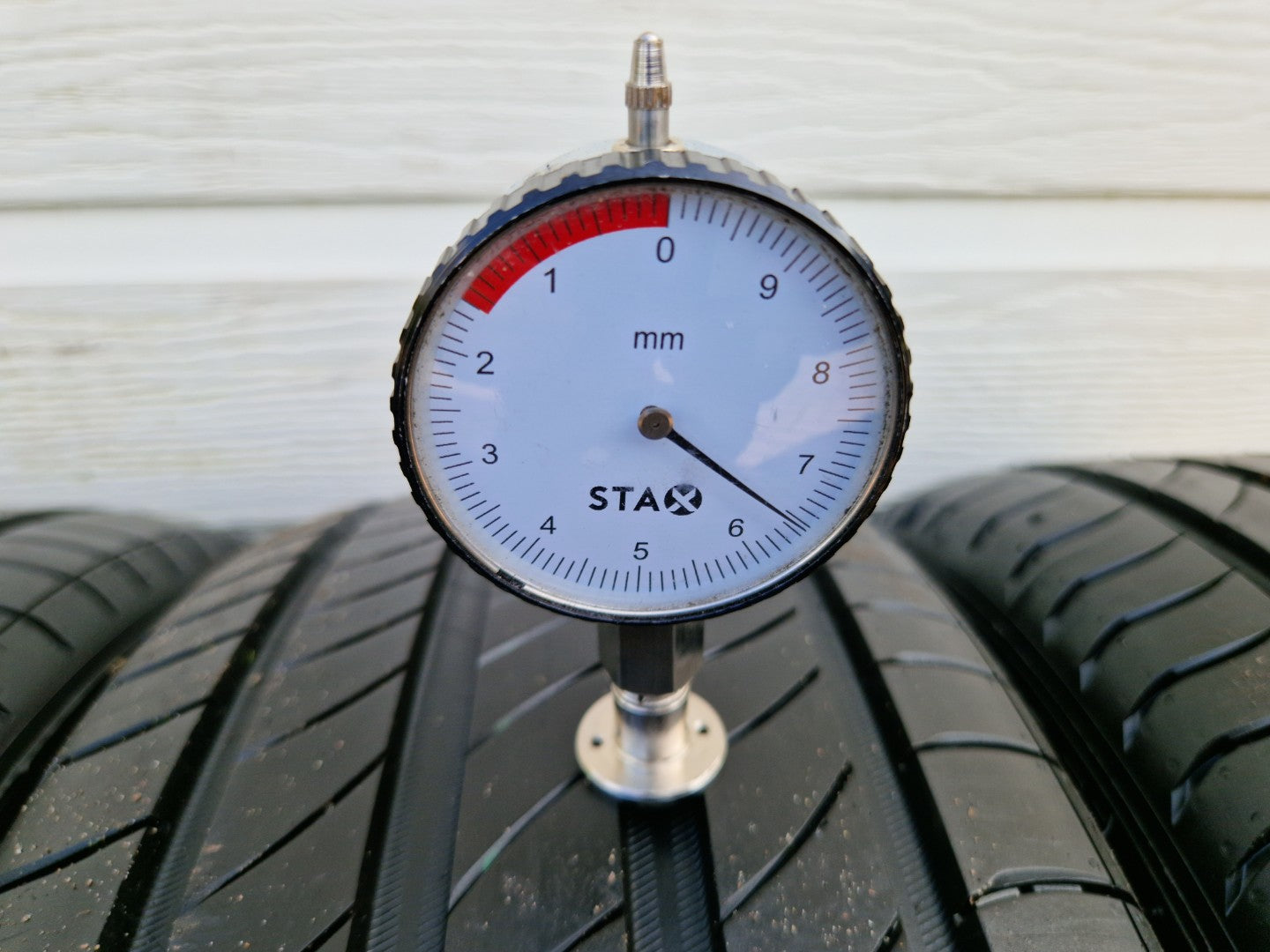 205/45/17 88H Michelin summer tires 4X