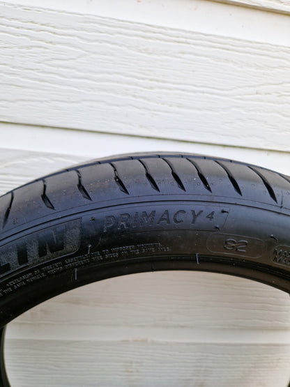 205/45/17 88H Michelin summer tires 4X