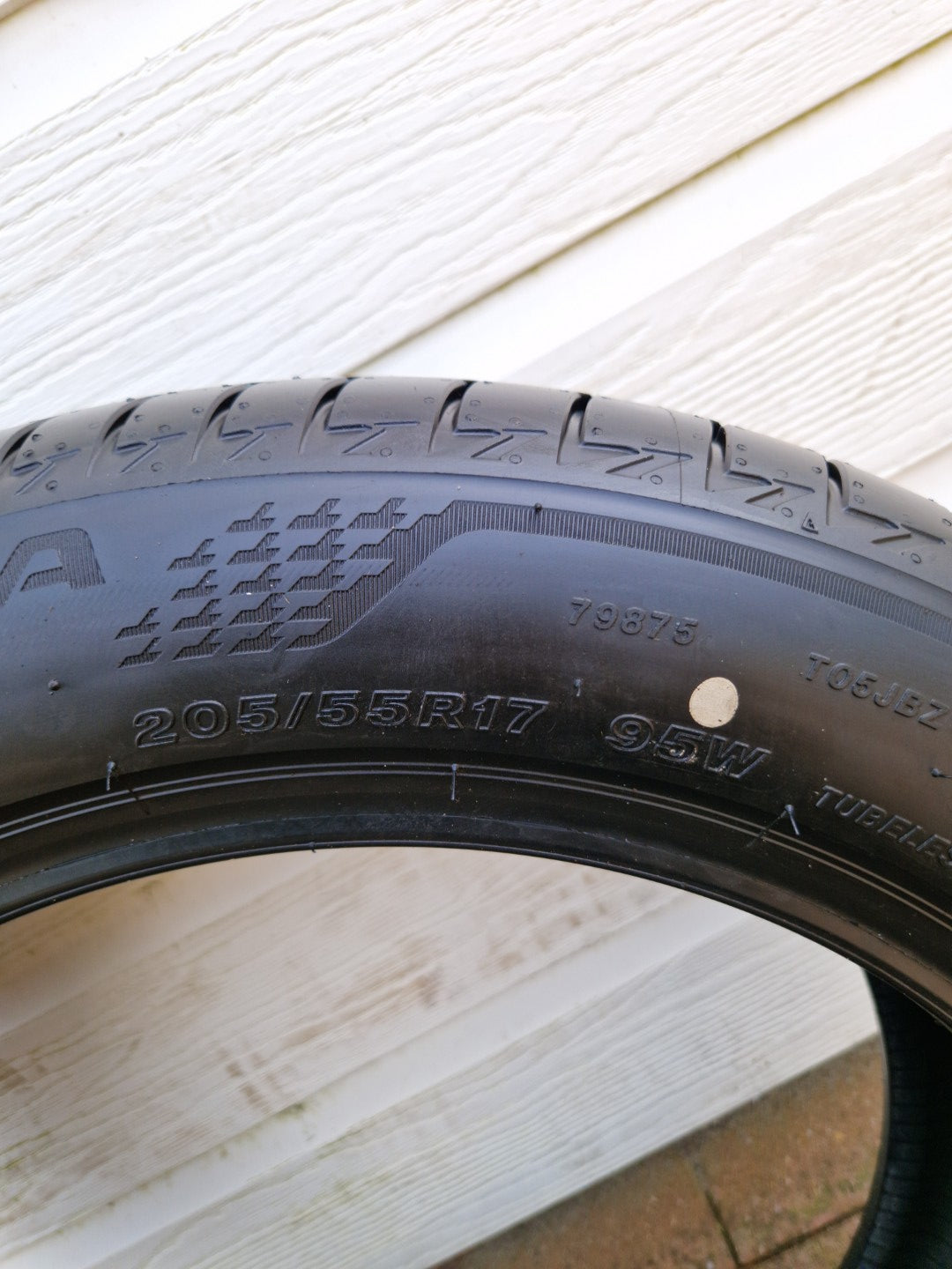 205/55/17 95V Bridgestone zomerbanden 2X