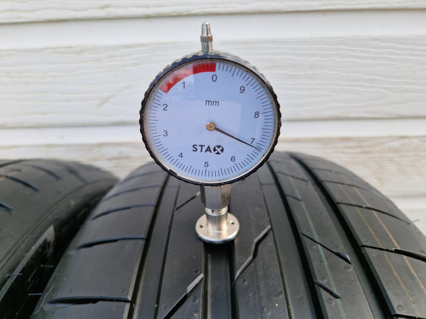 235/50/19 Hankook Zomerbanden 2X