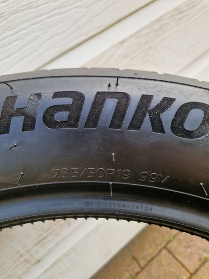 235/50/19 Hankook Zomerbanden 2X