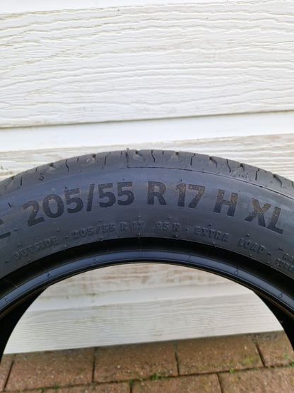 205/55/17 Continental Zomerbanden 4X